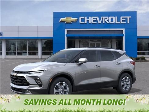 New 2026 Chevrolet Blazer LT image 2