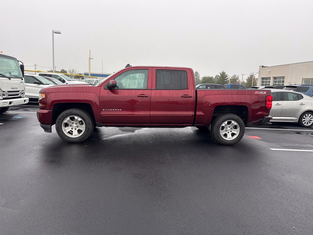 Used 2017 Chevrolet Silverado 1500 LT w/ All Star Edition AWD/4WD image 2