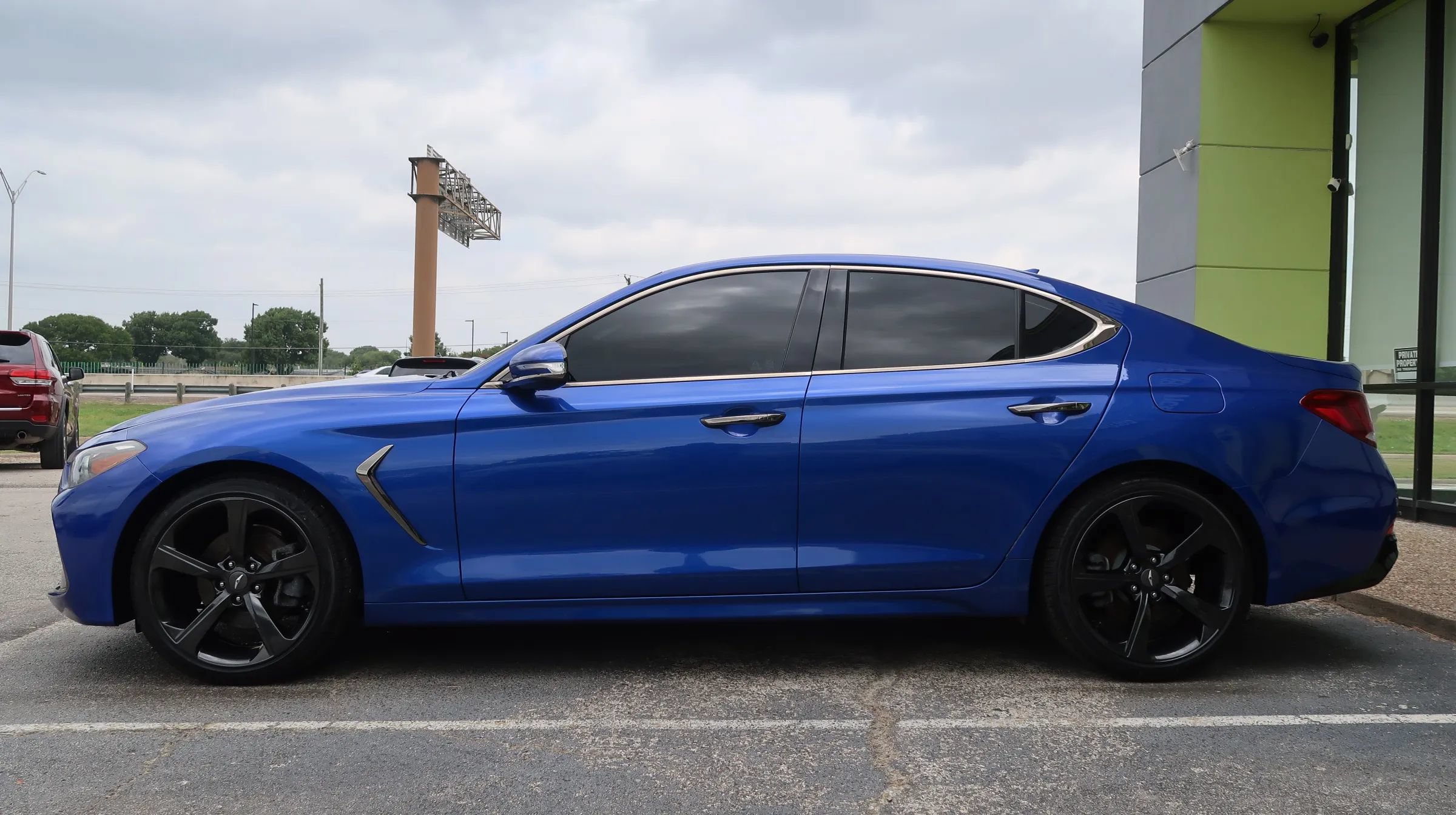 Used 2019 Genesis G70 2.0T Advanced w/ Sport Package AWD/4WD image 8