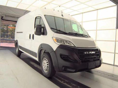 Used 2023 RAM ProMaster 2500 FWD image 5