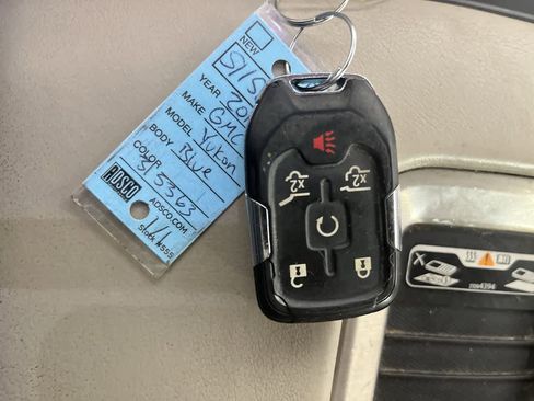 Used 2018 GMC Yukon Denali w/ Open Road Package image 24