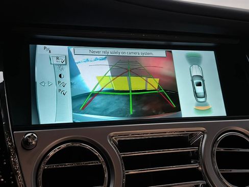 Used 2015 Rolls-Royce Wraith image 40