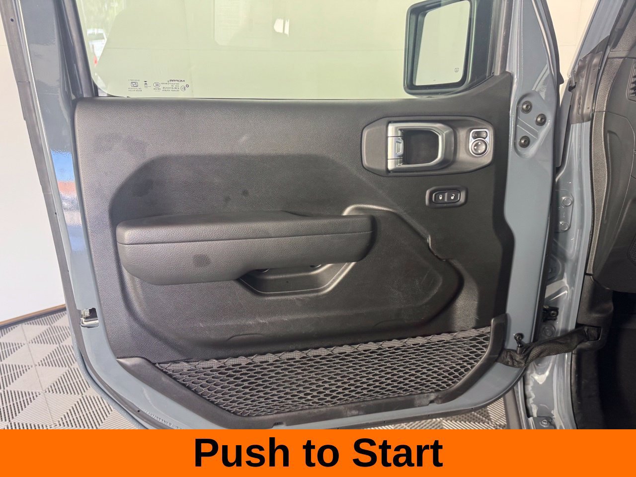 Used 2026 Jeep Wrangler Unlimited Rubicon AWD/4WD image 11