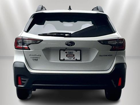 Certified 2022 Subaru Outback Premium image 6