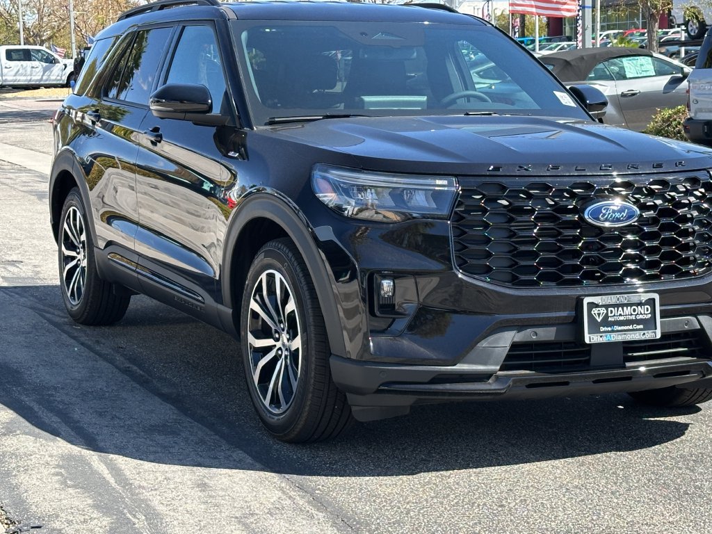 New 2026 Ford Explorer ST-Line w/ Premium Package RWD image 11