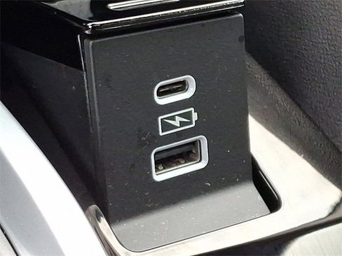 Used 2024 Acura MDX SH-AWD w/ Technology Package image 26