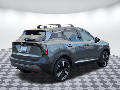 New 2026 Nissan Kicks SR image 7