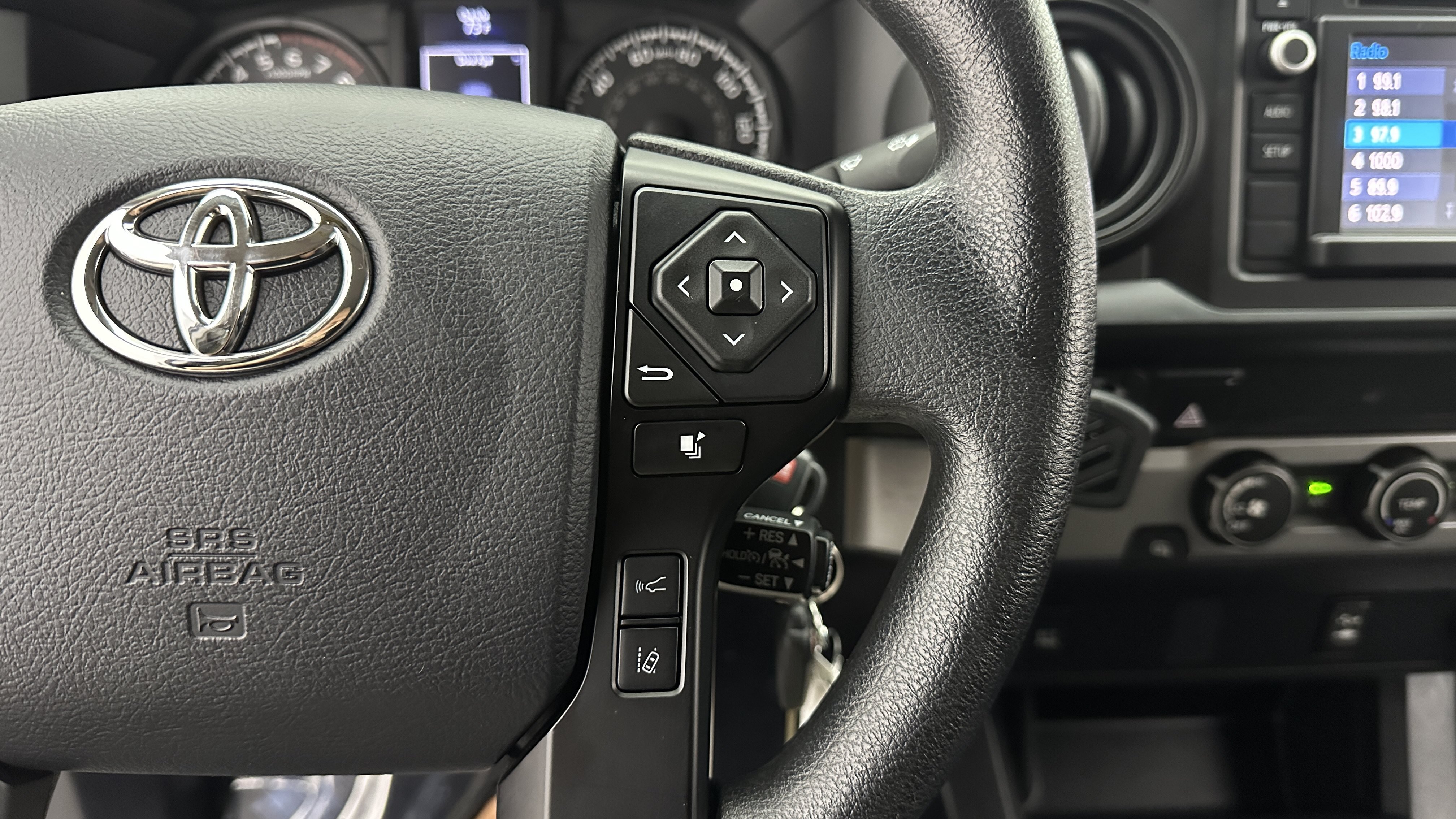 Used 2019 Toyota Tacoma SR w/ SR Convenience Package RWD image 19
