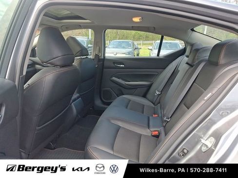 Used 2020 Nissan Altima 2.5 SR w/ Premium Package AWD/4WD image 12