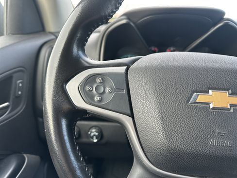 Used 2021 Chevrolet Colorado LT w/ Redline Special Edition image 19