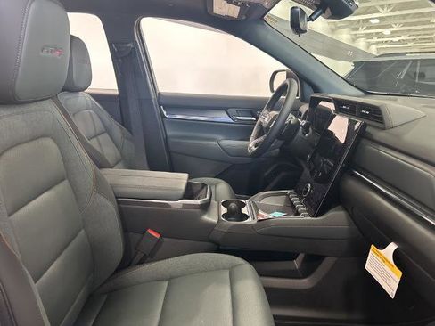 New 2026 GMC Terrain AT4 w/ Convenience Package III image 14