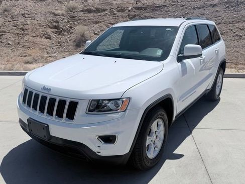 Used 2015 Jeep Grand Cherokee Laredo w/ Quick Order Package 23E RWD image 1