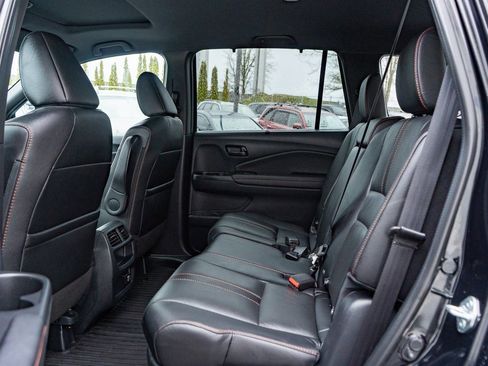 Used 2023 Honda Passport TrailSport image 18