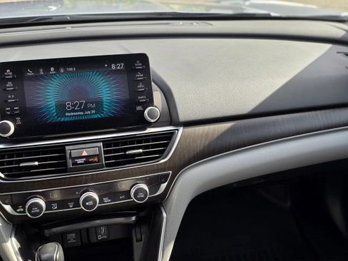 Used 2019 Honda Accord EX-L image 26