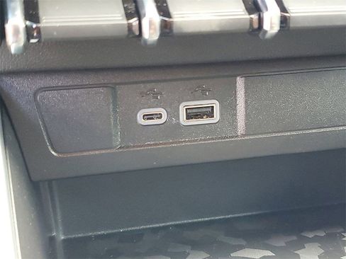 New 2026 Chevrolet Colorado W/T image 22