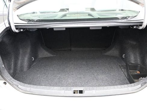 Used 2010 Toyota Corolla LE image 11