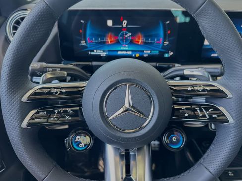 New 2025 Mercedes-Benz GLA 35 AMG 4MATIC image 20