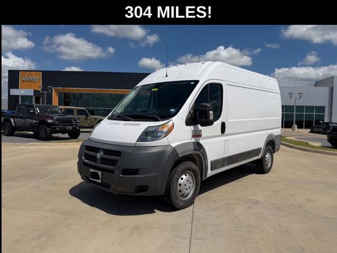 Used 2017 RAM ProMaster 2500 w/ Mopar Trailer Tow Group image 1