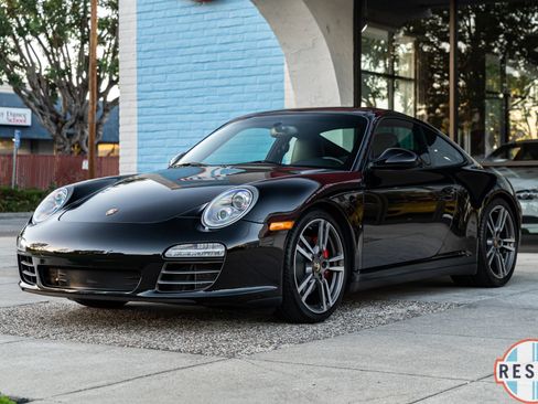 Used 2012 Porsche 911 Carrera 4S image 3