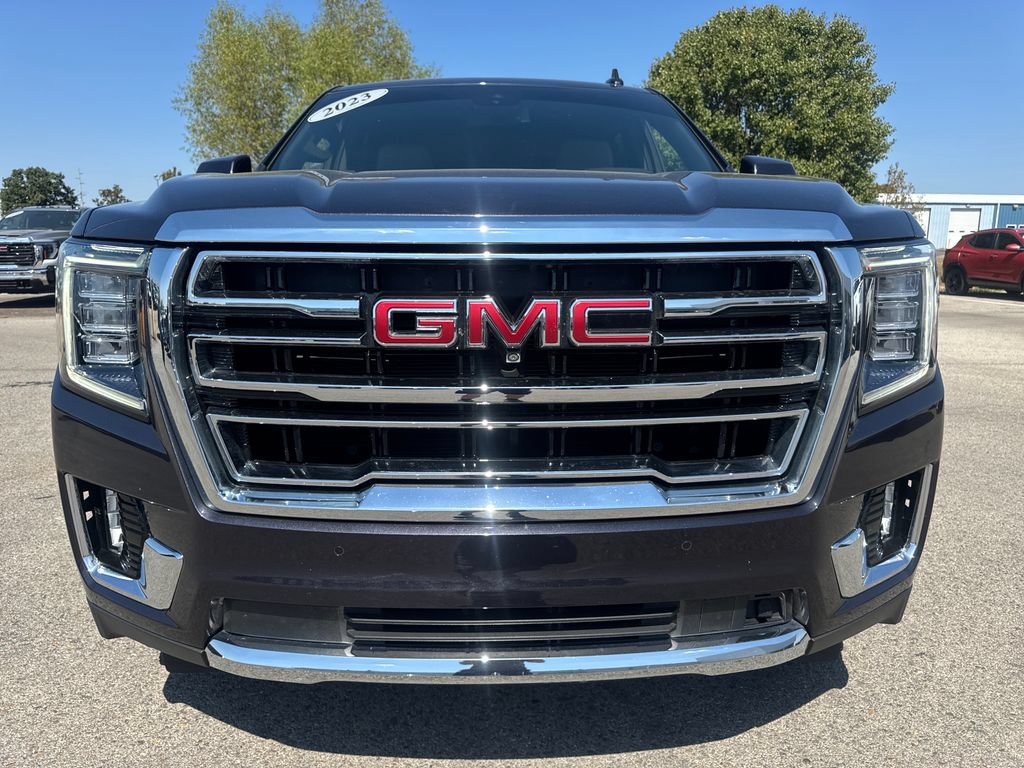 Used 2023 GMC Yukon SLT AWD/4WD image 10
