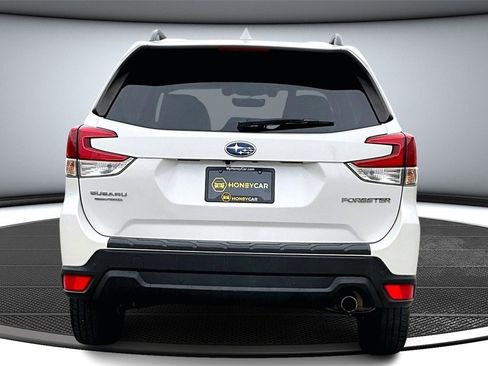 Used 2021 Subaru Forester Limited w/ Popular Package #3 image 5