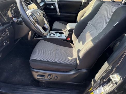 Used 2024 Toyota 4Runner SR5 image 16