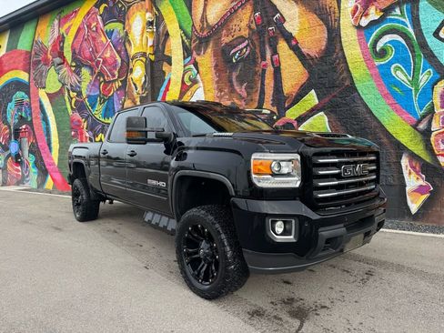 Used 2018 GMC Sierra 3500 SLT w/ Duramax Plus Package image 2