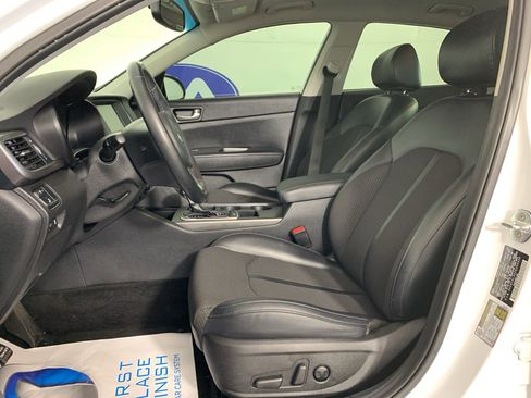 Used 2018 Kia Optima S image 16