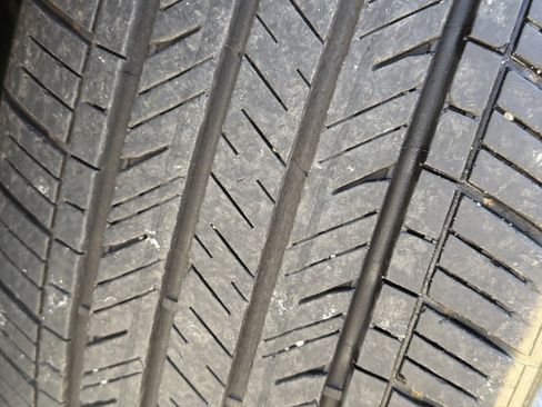 Certified 2024 Toyota Corolla Cross XLE w/ Convenience Package image 37