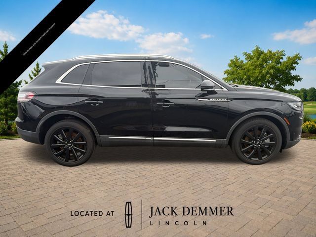 Certified 2023 Lincoln Nautilus Reserve w/ Monochromatic Package AWD/4WD image 8