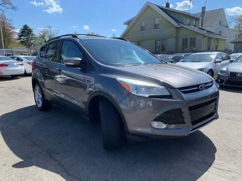 Used 2013 Ford Escape SEL AWD/4WD image 3