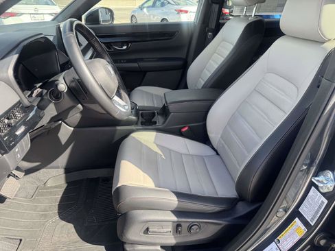 Used 2025 Honda CR-V Sport Touring image 10