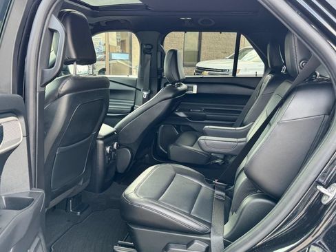 Used 2020 Ford Explorer Limited AWD/4WD image 10