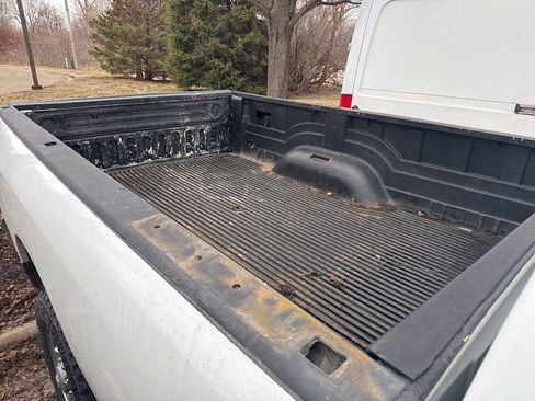 Used 2017 RAM 2500 Tradesman w/ Chrome Appearance Group image 7