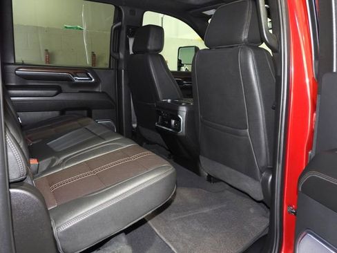 Used 2024 Chevrolet Silverado 2500 High Country w/ High Country Premium Package AWD/4WD image 51