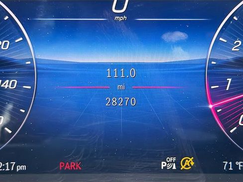 Used 2025 Mercedes-Benz C 300 4MATIC Sedan image 41