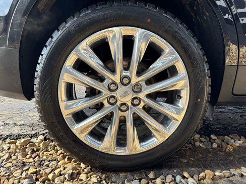 Used 2018 Cadillac XT5 Platinum image 7