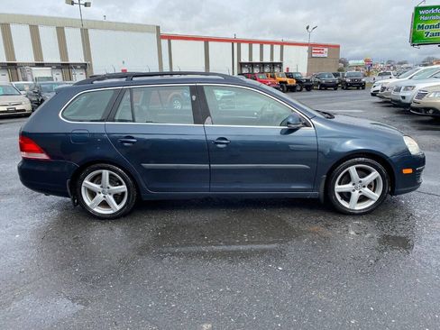 Used 2009 Volkswagen Jetta TDI FWD image 4