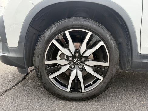 Used 2020 Honda Pilot Touring image 26