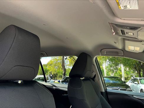 Used 2025 Toyota RAV4 XLE image 14