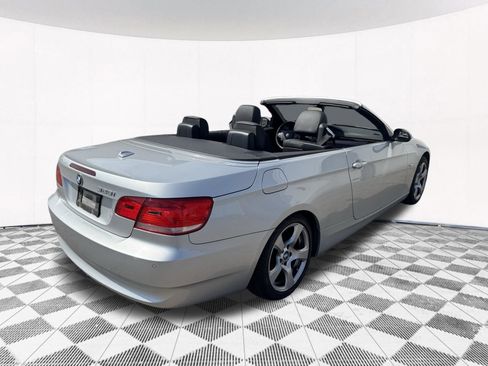 Used 2007 BMW 328i Convertible image 3
