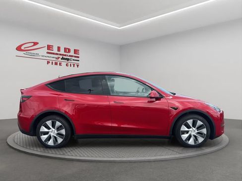 Used 2023 Tesla Model Y Long Range AWD/4WD image 9