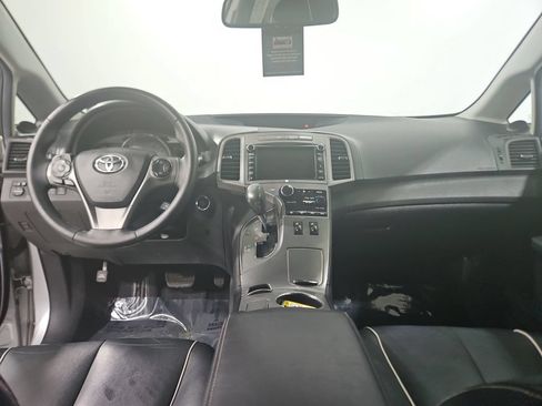 Used 2014 Toyota Venza Limited AWD/4WD image 18