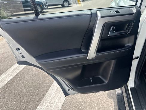 Used 2023 Toyota 4Runner SR5 Premium w/ Moonroof Package RWD image 32