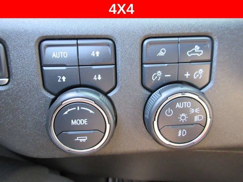 Used 2022 Chevrolet Silverado 1500 RST w/ RST All Star Premium Package AWD/4WD image 31