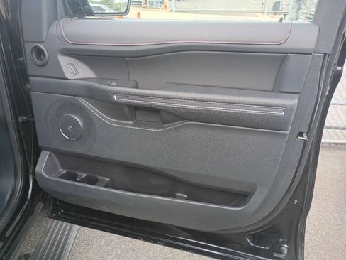 Used 2022 Ford Expedition Max Limited AWD/4WD image 24