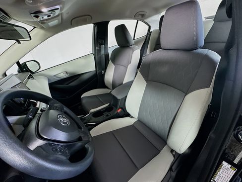 Used 2026 Toyota Corolla LE image 13