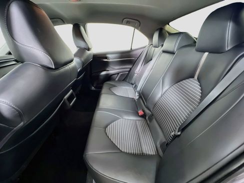 Used 2022 Toyota Camry SE FWD image 25