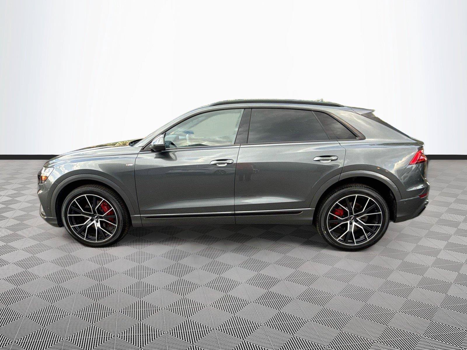 Used 2020 Audi Q8 Premium Plus w/ Premium Plus Package AWD/4WD image 4