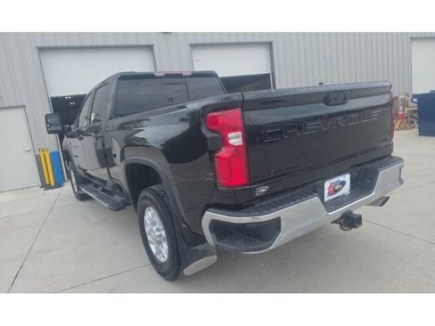 Used 2022 Chevrolet Silverado 2500 LTZ AWD/4WD image 4
